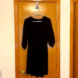 Large black 3/4 sleeve dress